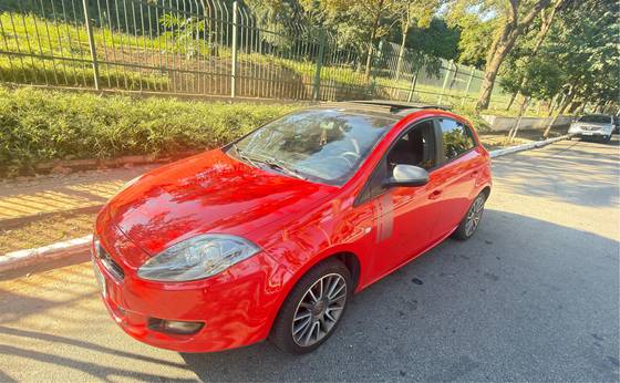 FIAT BRAVO 1.8 SPORTING 16V FLEX 4P MANUAL FIAT BRAVO 1.8 SPORTING 16V FLEX 4P MANUAL